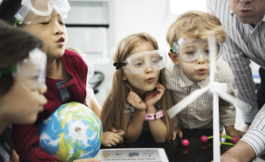 Study Shows Stereotypes Begin As Early as 6 Years Old for Girls in STEM