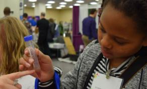 The AAAS STEM Volunteers Program Aims to Connect STEM Professionals with K-12 Teachers