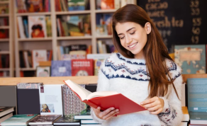 Ali Hazelwood’s STEMinist Fiction Novels Propel a New Strand of Romance Novel