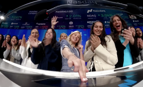 In Honor of National Mentoring Month, Illana Raia Founder of Etre Girls, Rings the NASDAQ’s Closing Bell